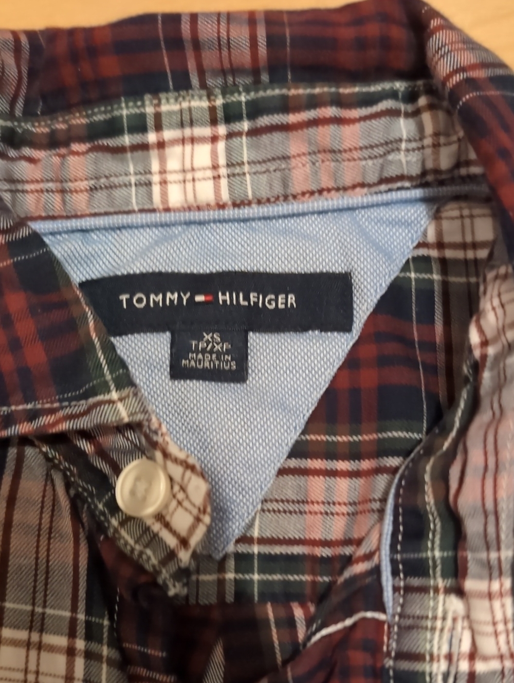 Abercrombie & Fitch, Hollister And Tommy Hilfiger Plaid Flannel Shirts - Picture 2 of 8